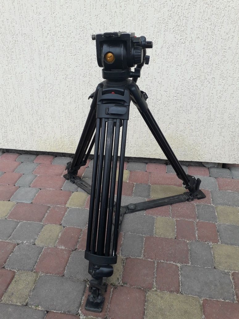 Штатив Manfrotto 525MV