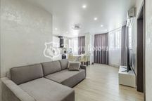 Квартира, 5к. Дизайнерський ремонт. Данченка, 32б, Виноградар