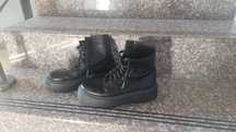 Buty gruba podeszwa 37
