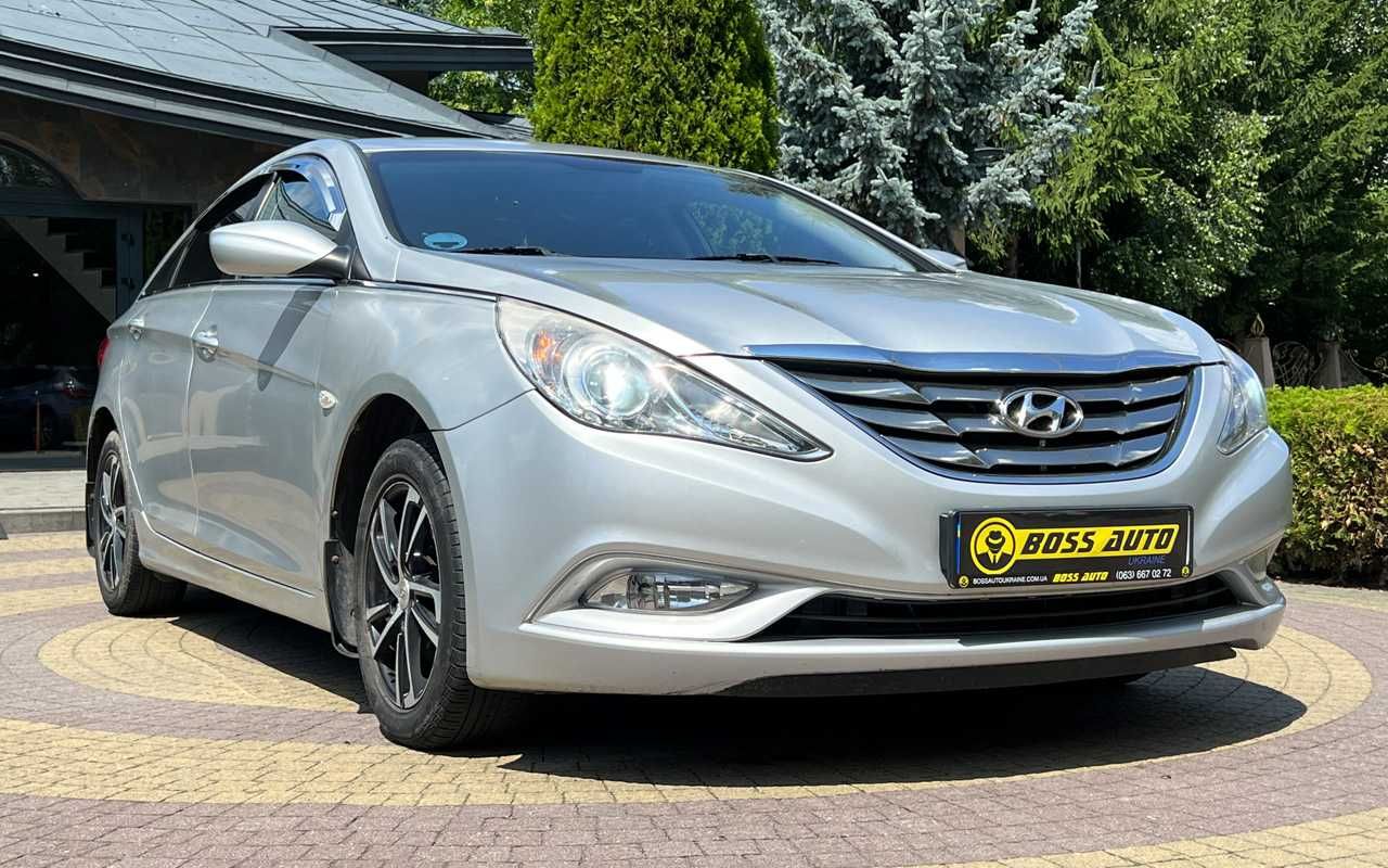 Hyundai Sonata 2011