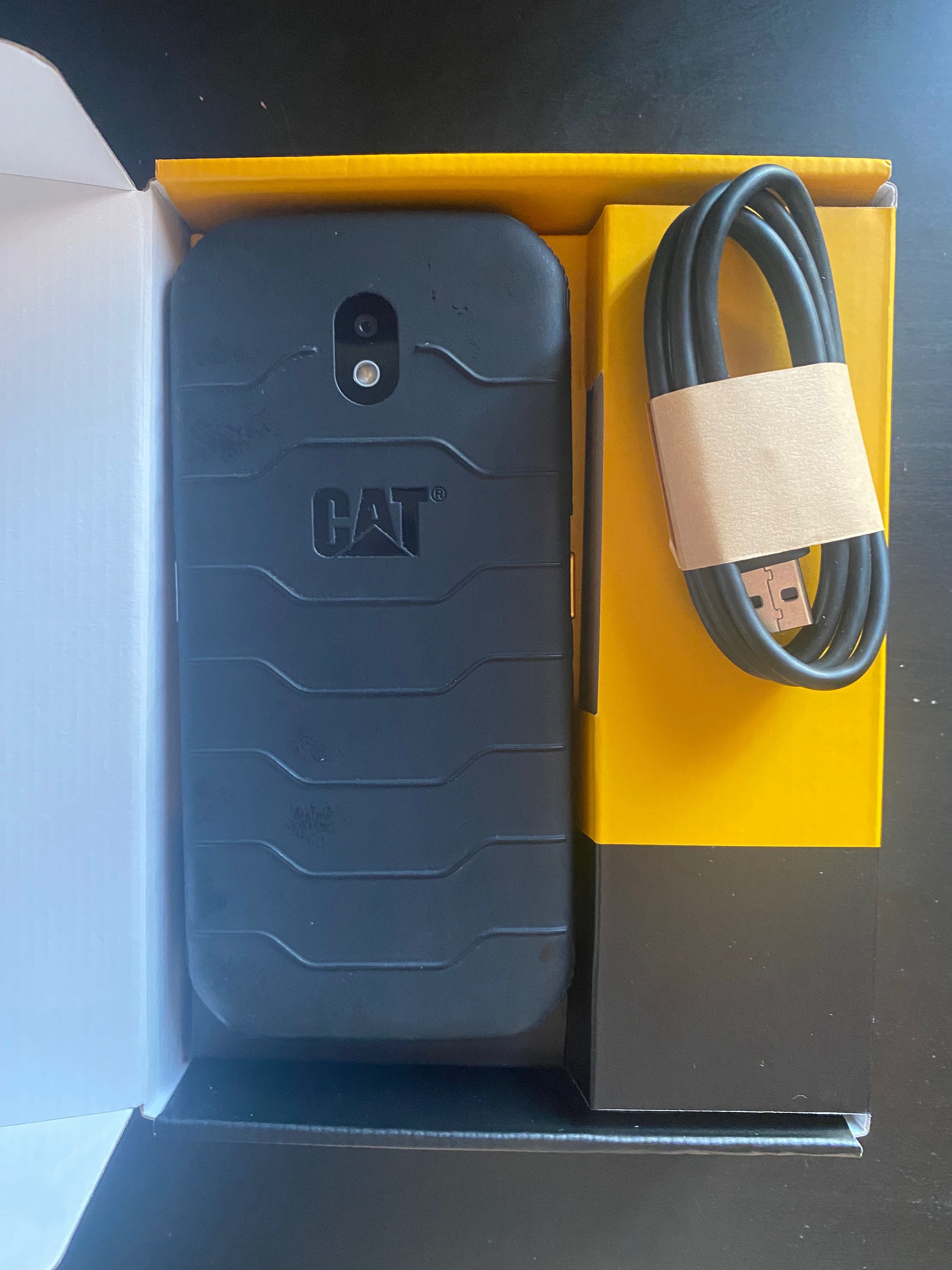 Smartphone CAT S42 H+ 32GB - NOVO