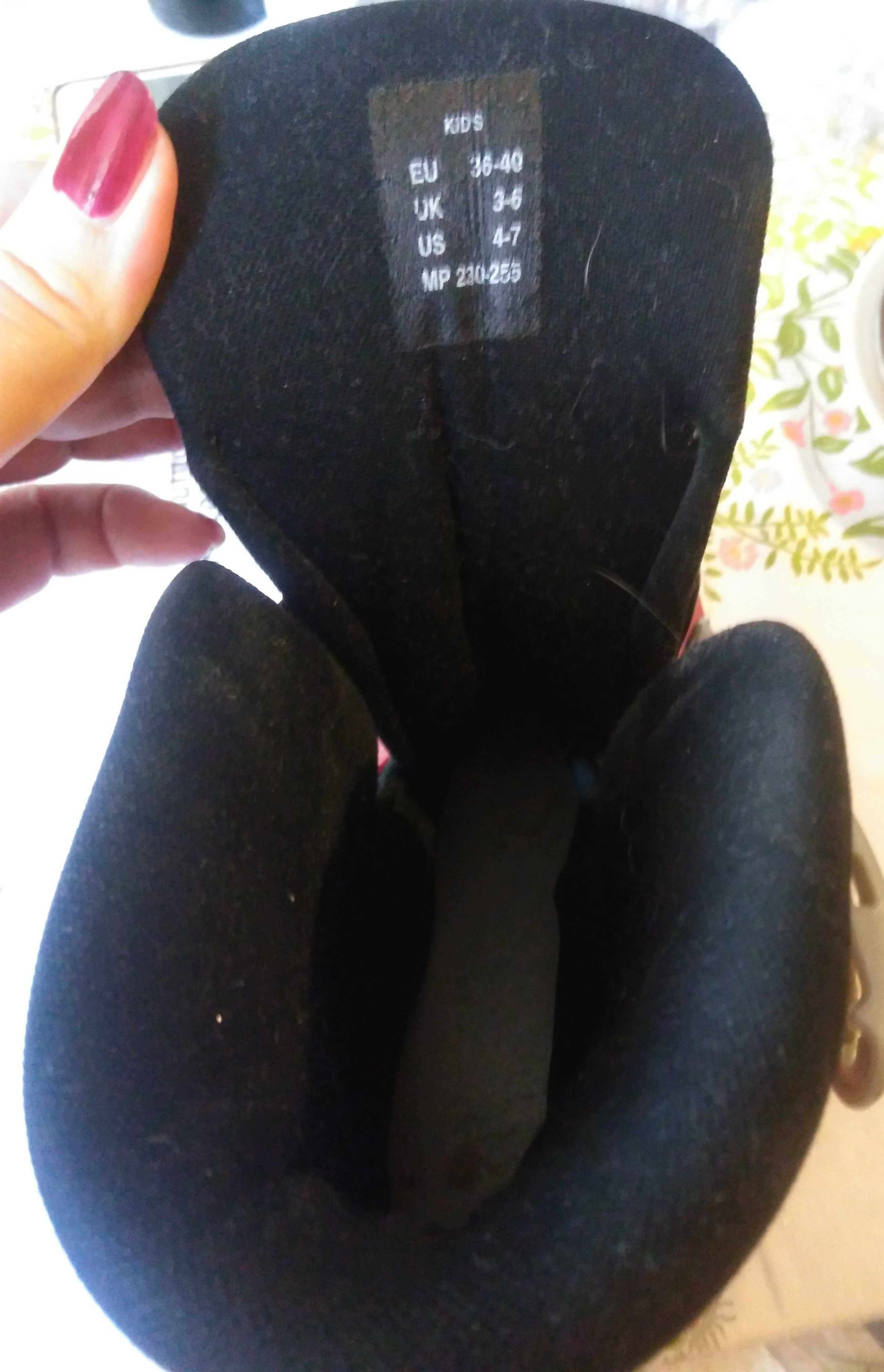 Ролики Roces 4 size c жестким ботинком (36-40р) Италия(европа пр-во)