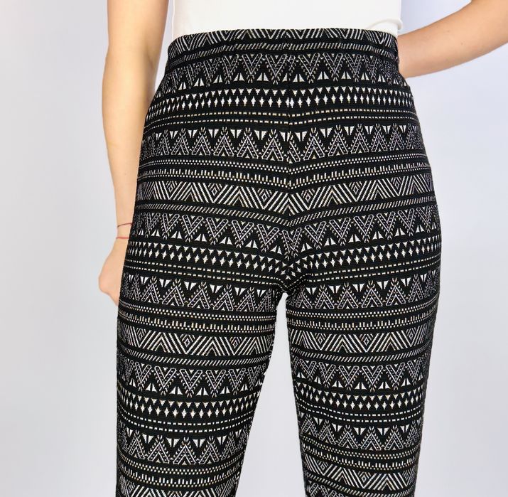 Wzorzyste spodnie dzwony boho M 38