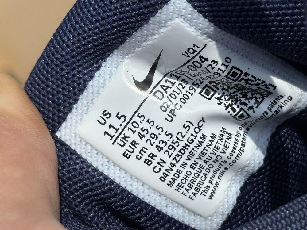 Nike кроссовки оригинал 45 размер 45.5 quest 4