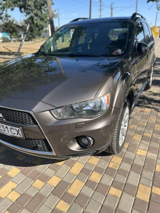 Продам особистий автомобіль MiTSUBISI
