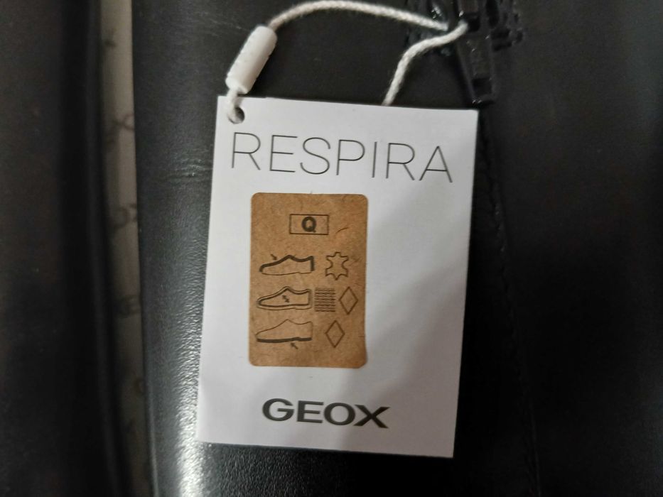 Новые женские сапоги Geox