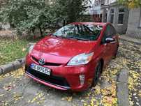 Прокат(оренда) аренда Toyota Prius 2013