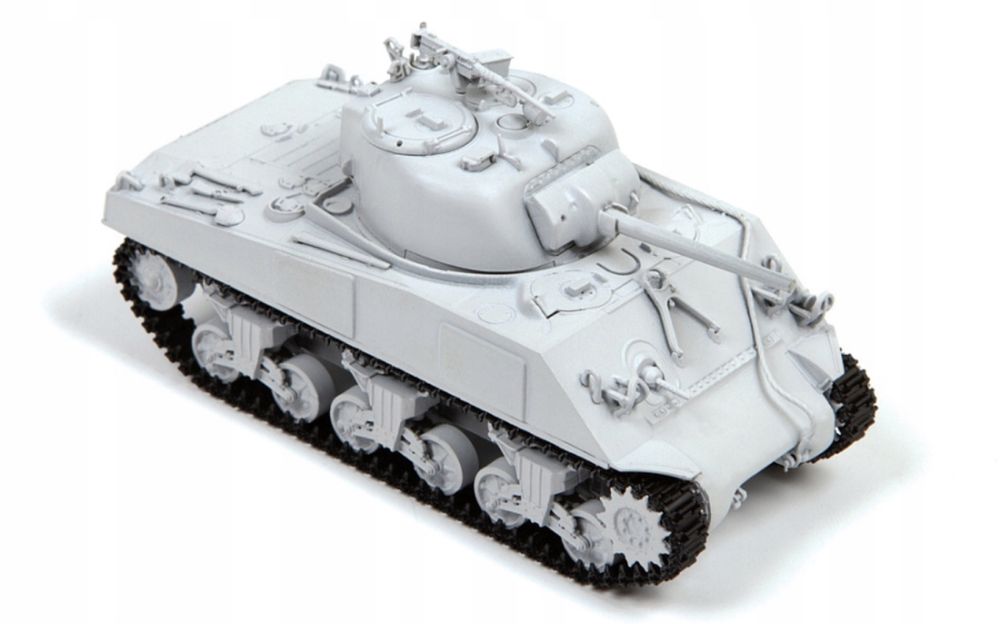 Zvezda 5063 model do sklejenia 1/72 czołg M4A2 Sherman