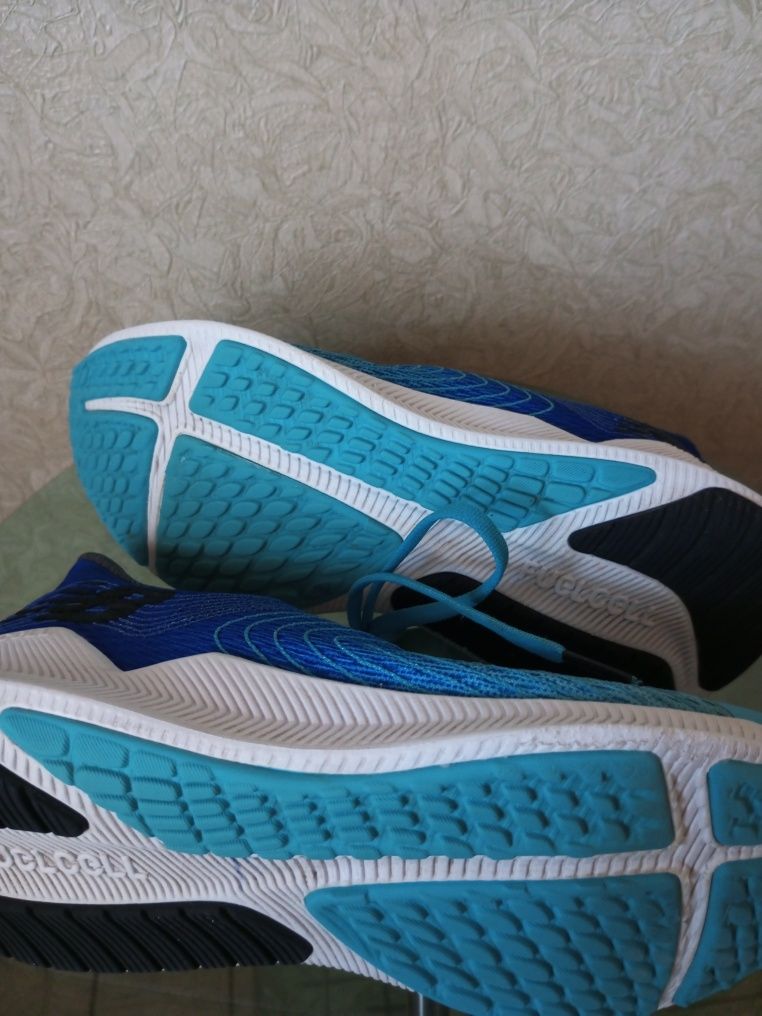 Мужские кроссовки New Balance