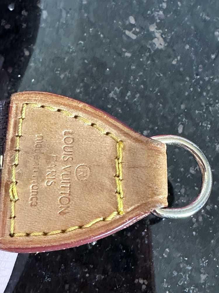 Kosmetyczka skórzana LV w literki
