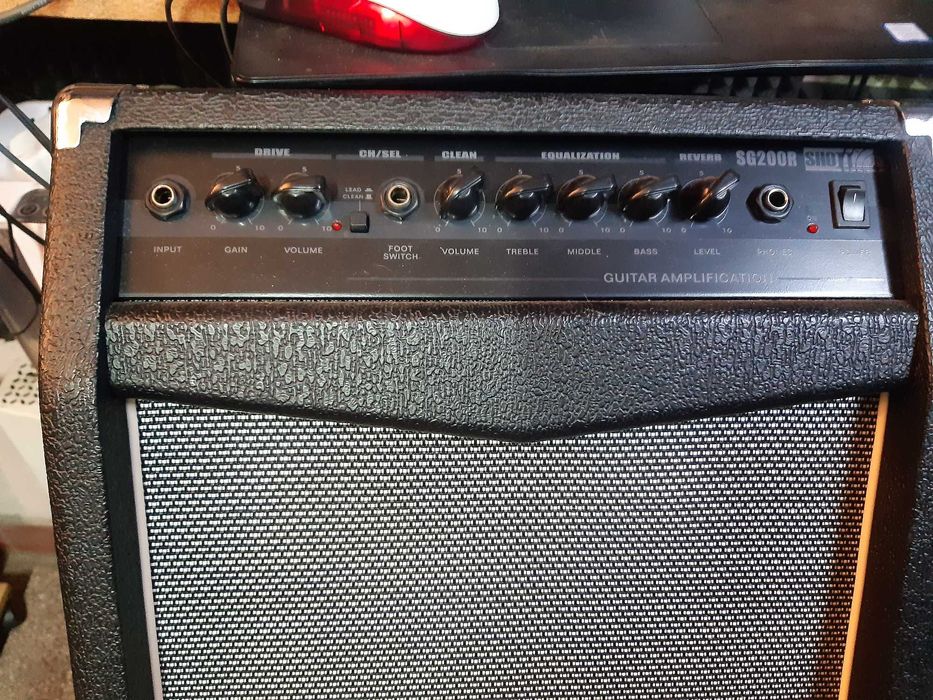 Wzmacniacz gitara 25W Analogowy Reveb Sprężynowy 2 kanały Clean/Fuzz