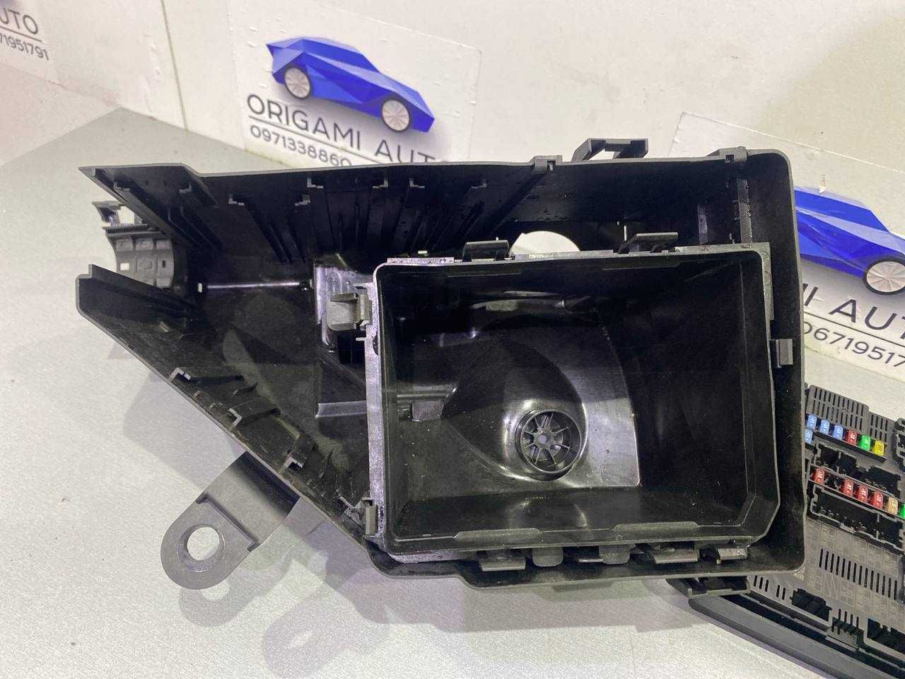 Блок предохранителей Nissan rogue T33 Ниссан рог Т33 2021 2022 2023