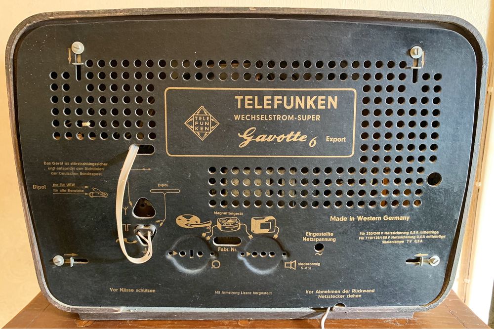 Rádio Antigo Telefunken Gavotte 6