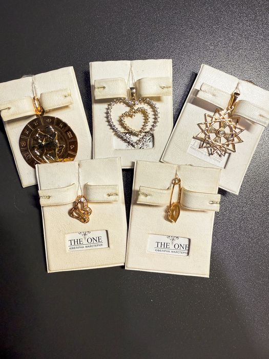 Підвіс. Золоті підвіси 585 проби