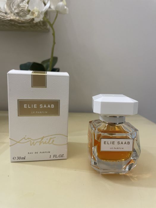 Elie Saab le parfum in White
