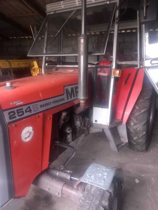 ciągnik rolniczy massey ferguson 254