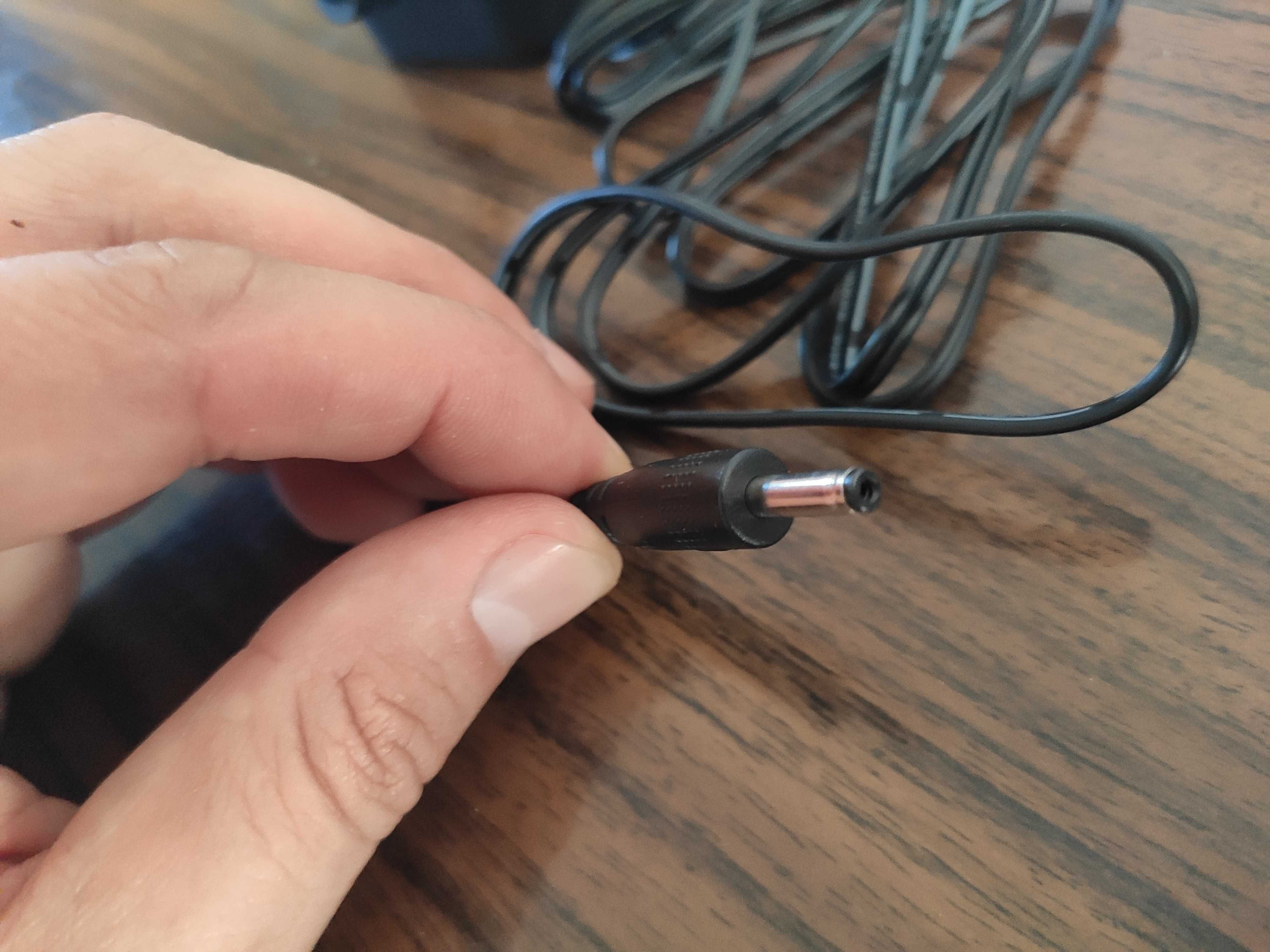 Zasilacz ładowarka 21W 15V 1.4A AC/DC 3,5 x 1,4  do Amazo Echo Fire