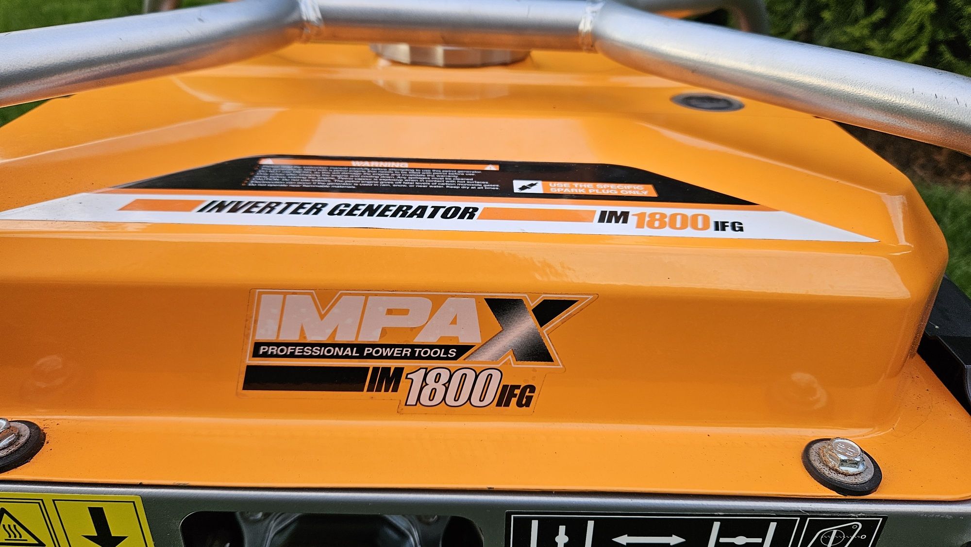 Agregat prądotwórczy IMPAX 1800 W Nowy