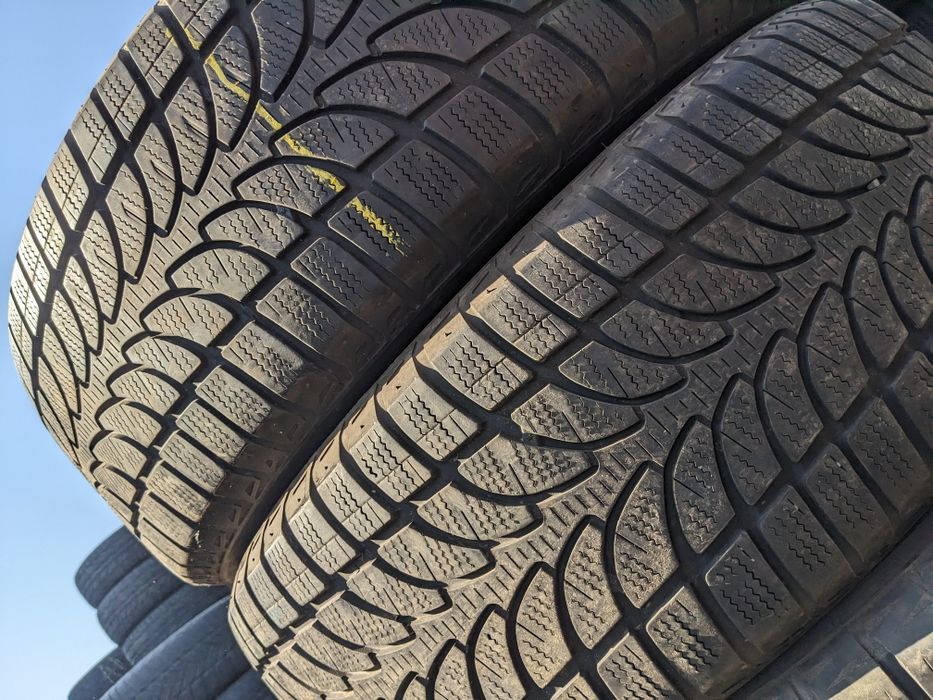 235/60R18 Bridgestone Blizzak Lm-80