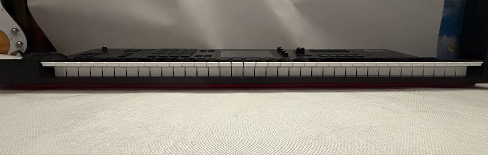Akai Mpc Key 61 standalone + 1TB dysk