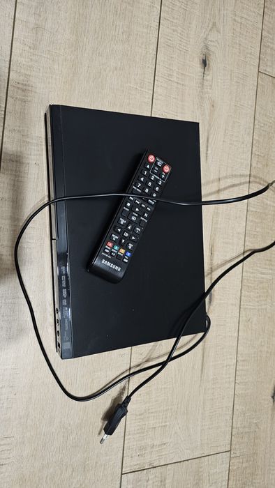 Odtwarzacz Bluray Samsung j4500r
