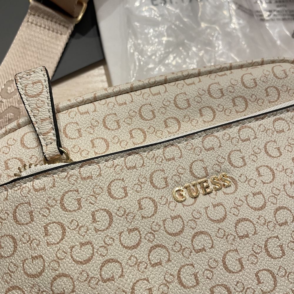 Сумка guess монограмная кросс боди