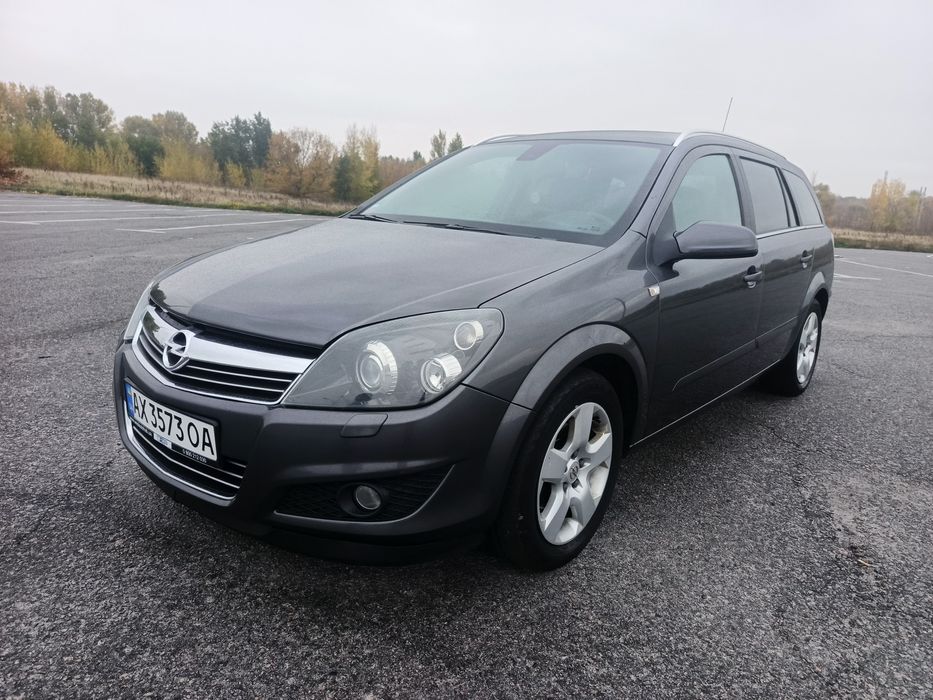 Продам гарний автомобіль