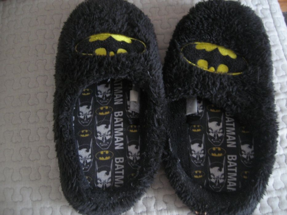 Chinelos Adidas, Havaianas, Boné Adidas, etc