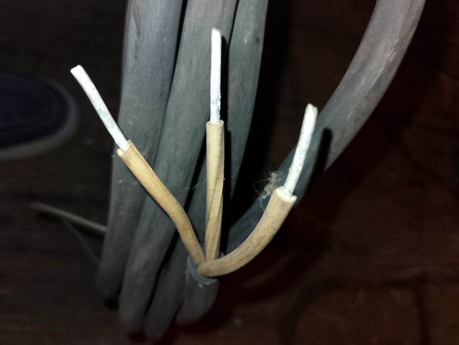 Отрезки кабелей по 13 м