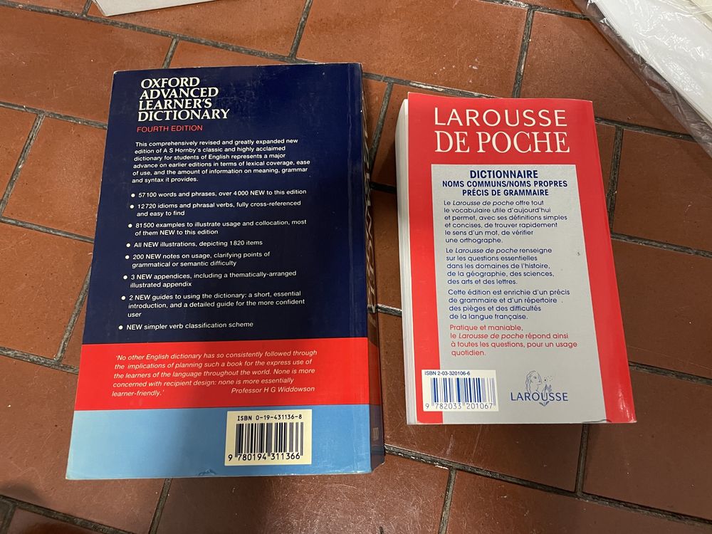 Dicionários Oxford e Larousse