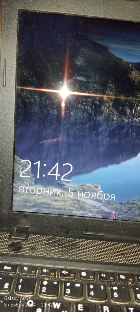 Продаётся ноутбук lenovo iPad 505 б/у нормально м рабочем состоянии