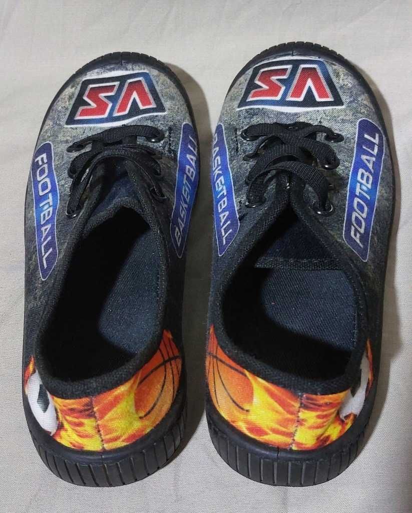 Buty na WF dla chłopca rozm. 34