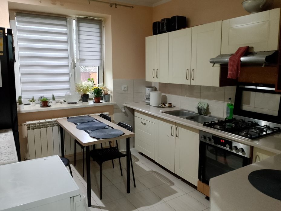Komfortowy domek z garażem i ogródkiem