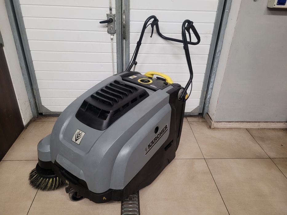 Zamiatarka Spalinowa Karcher KM 75/40 W P * 2013 rok * Silnik Honda