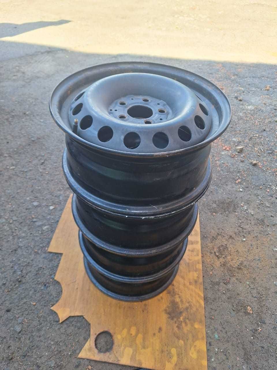 Стальні диски 5x112 R16 комплект Mercedes