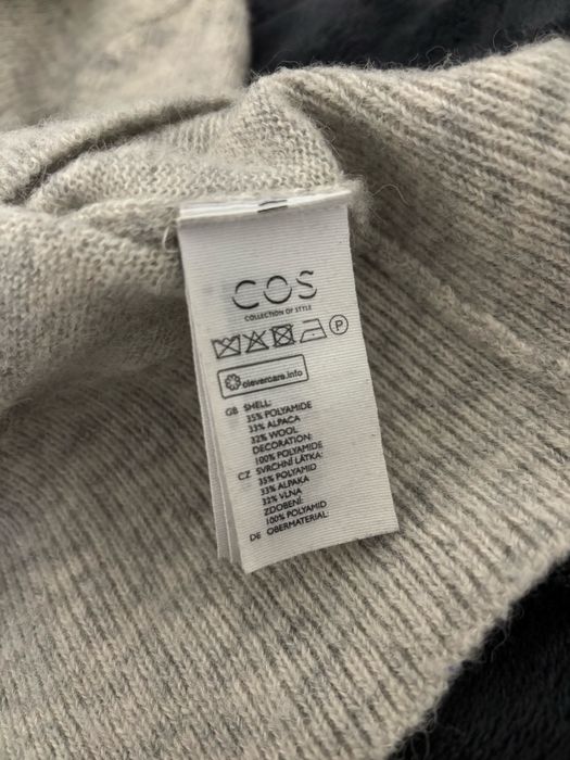 Вовняний светр cos 33% alpaca 32% wool