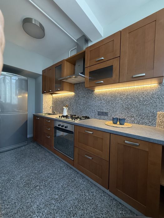 Оренда студіі + даі спальні на Г.Майдану