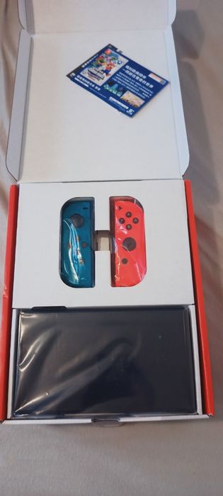 Konsola Nintendo Switch Neon Oled nowa