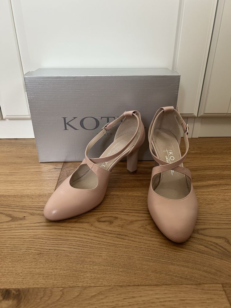 Buty na obcasie czółenka pudrowy róż kotyl