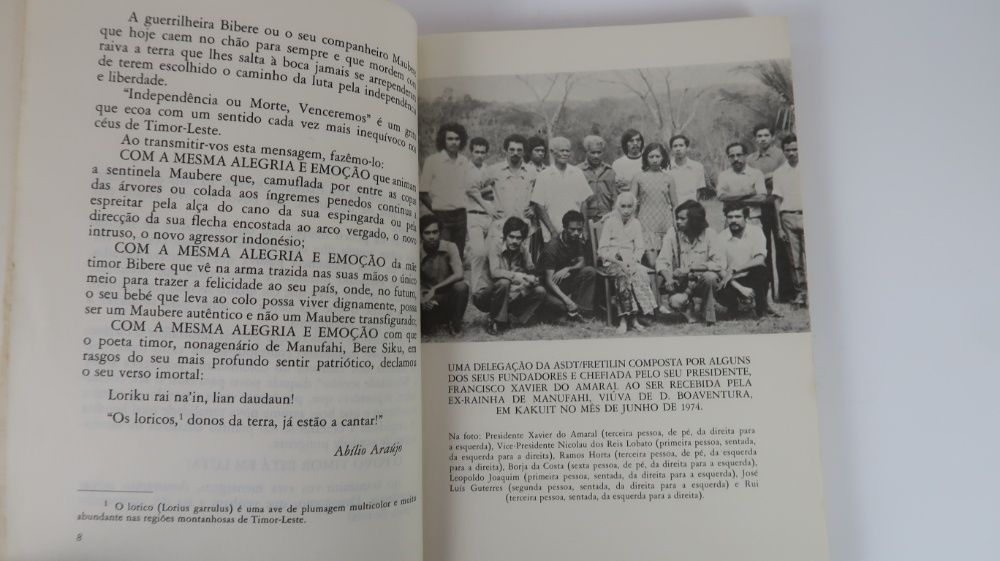 Timor Leste os Loricos Voltaram a Cantar - Abílio Araújo