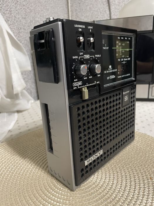 Аналоговый радиоприемник Sony ICF-5500m