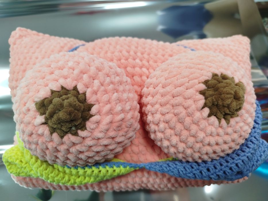 Подушка "Грудь "