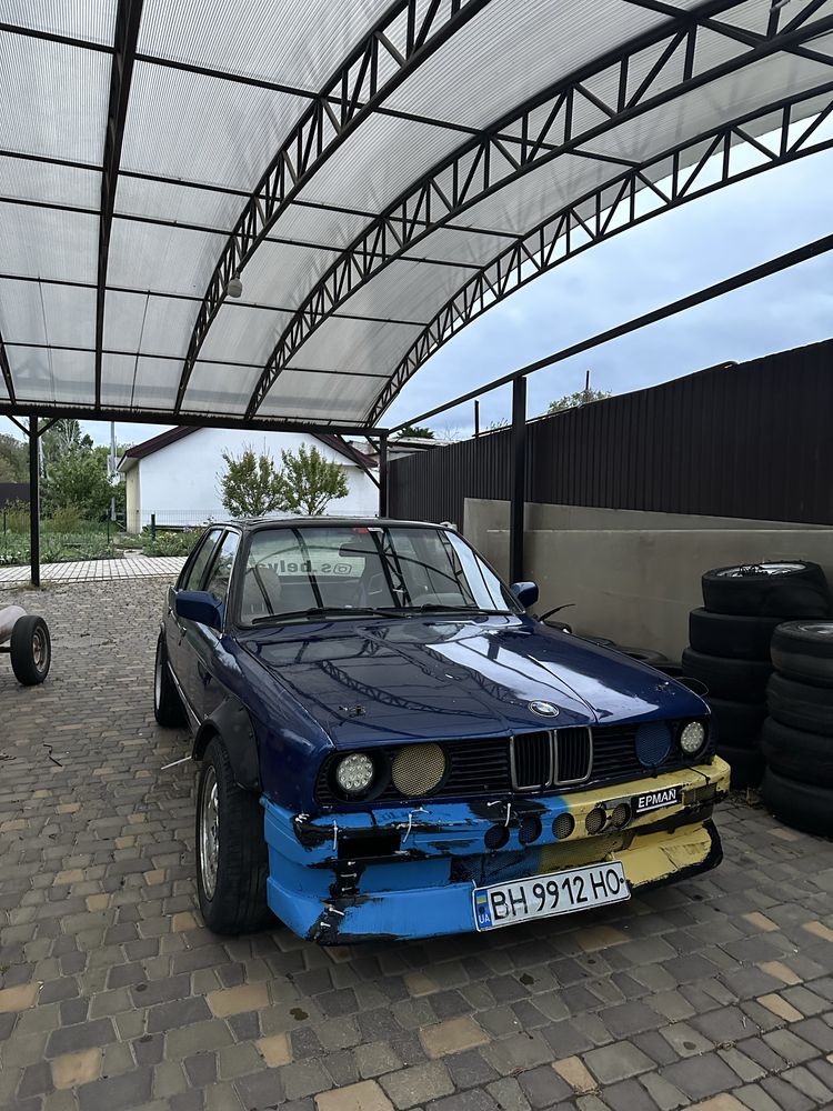 Продам BMW E30 на моторе М30Б35 для дрифта