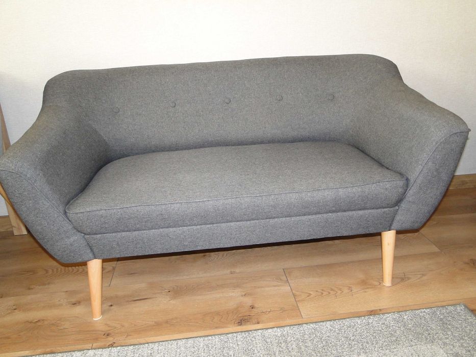 sprzedam elegancką sofę