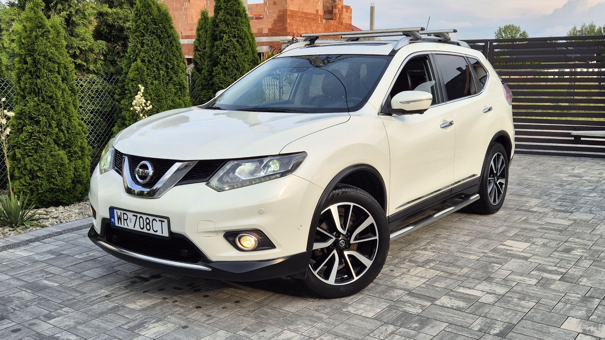 Nissan X-Trail * 2017 Rok * 7- Mio OSOBOWY !! HAK * ZADBANY !!