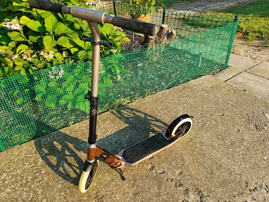 sprzedam hulajnogę oxelo aluminiowa stan bdb decathlon