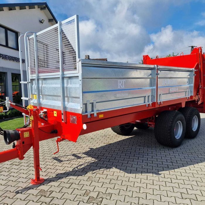 Rozrzutnik Roltrans 8 t, napęd hydrauliczny, 2 wałki pionowe