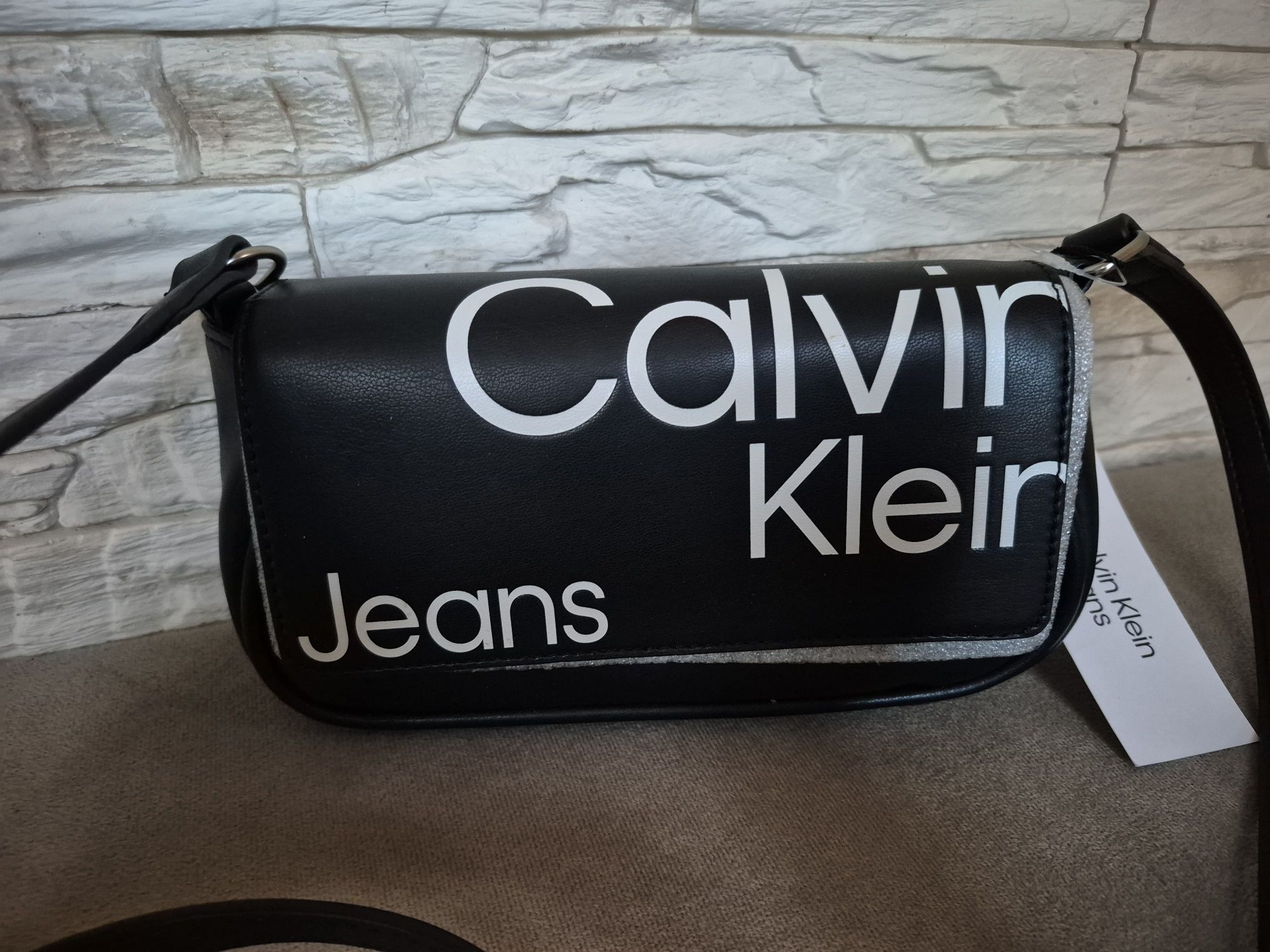 Torebka Torebeczka Damska Calvin Klein