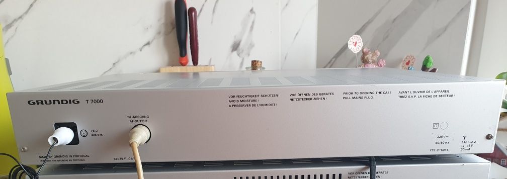 Tuner analogowy Grundig T-7000 z 1983r