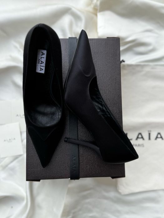 Туфлі Alaiia в повному комплекті на устілку 24,5